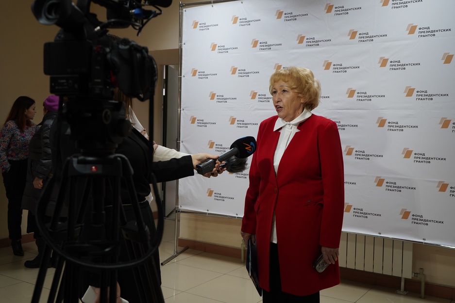 Умеркина Л.Т. - руководитель Ресурсного центра поддержки НКО