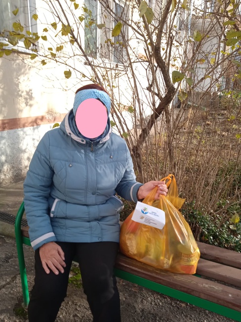 Оказание помощи пожилым жителям приграничных территорий в рамках проекта "Из рук в руки"